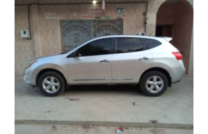 Nissan ROGUE 2012