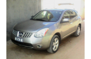 Nissan ROGUE 2010