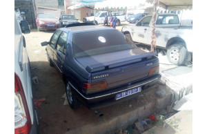 Peugeot 405 0