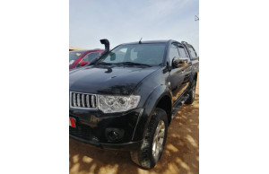 Mitsubishi L200 2014