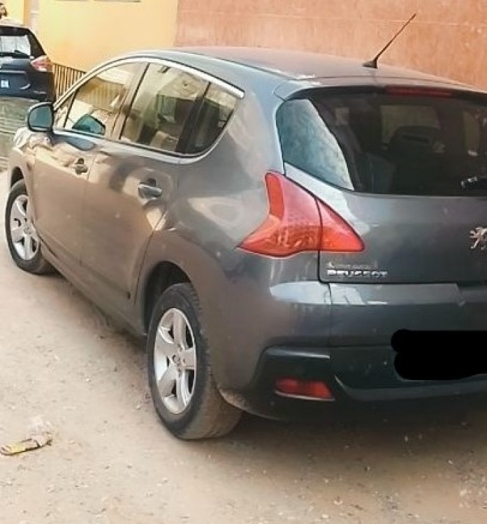 Peugeot 3008 2012 0