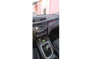 Nissan QUASHQAI 2015