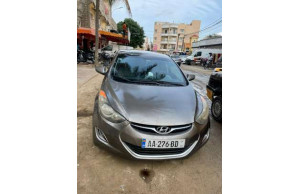 Hyundai Elantra 2012