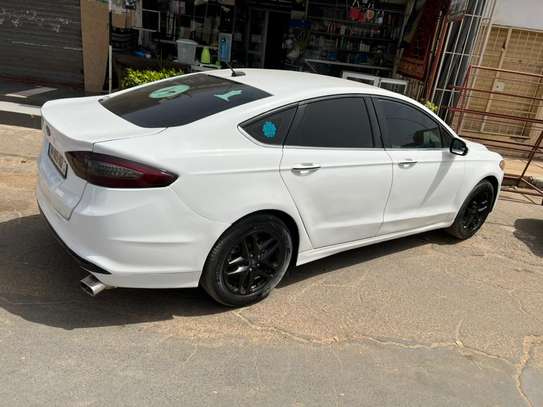 Ford Fusion 2015 5