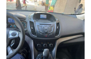 Ford ESCAPE-SE 2014