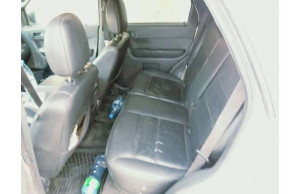 Ford ESCAPE-SE 2011