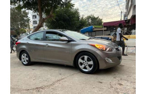 Hyundai Elantra 2013