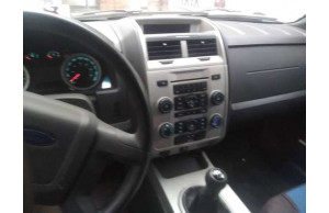 Ford ESCAPE-SE 2011