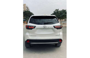Toyota Highlander 2016