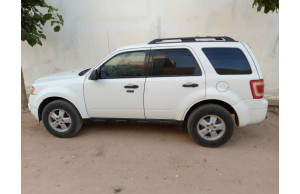 Ford ESCAPE-SE 2012