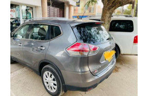 Nissan ROGUE 2015