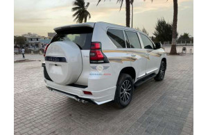 Toyota TXL 2015