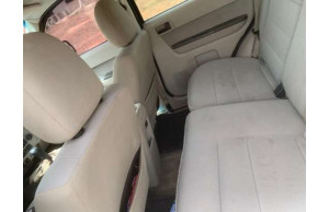 Ford ESCAPE-SE 2012