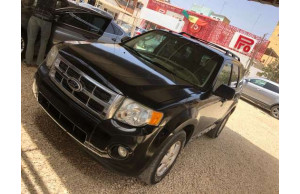 Ford ESCAPE-SE 2012
