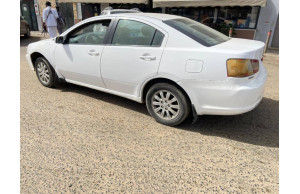 Mitsubishi Galant 2010