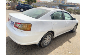 Mitsubishi Galant 2010