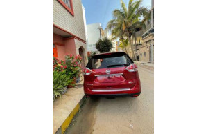Nissan ROGUE 2015