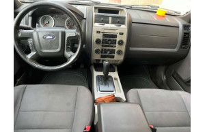 Ford ESCAPE-SE 2011