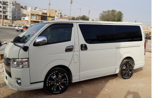 Toyota Hiace 2016