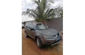 Mitsubishi Outlander 2010