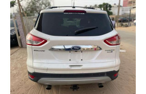 Ford ESCAPE-SE 2014