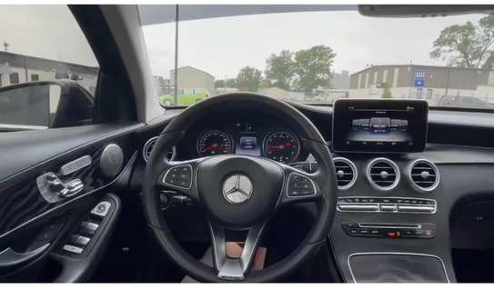 Mercedes GLC 2017 3