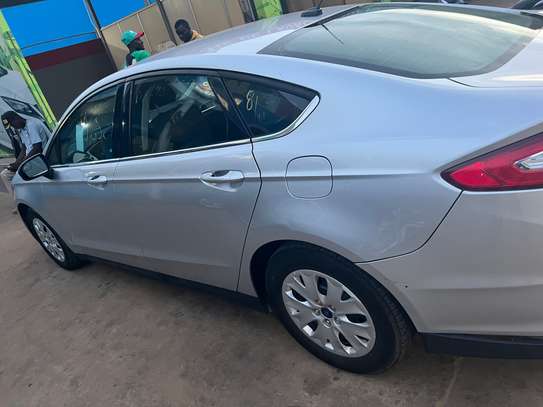 Ford Fusion 2014 5