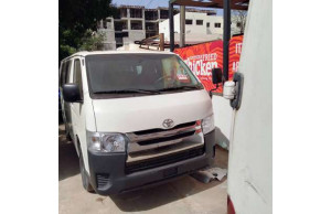 Toyota Hiace 2012