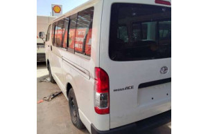 Toyota Hiace 2012