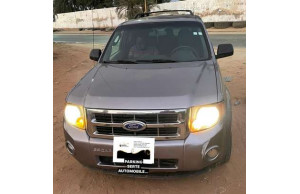 Ford ESCAPE-SE 2011