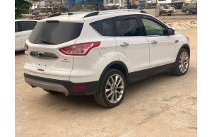 Ford ESCAPE-SE 2014