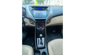 Hyundai Elantra 2013