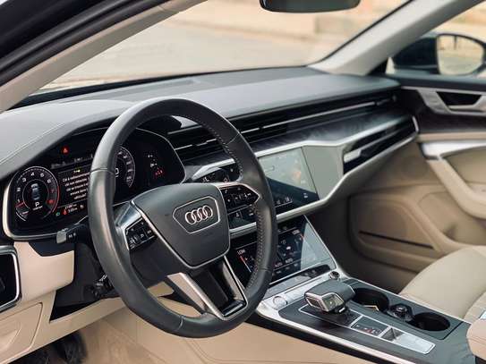 Audi A6 2019 5