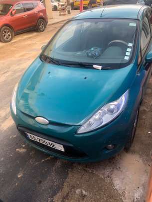 Ford Fiesta 2010 1