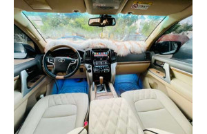 Toyota Land Cruiser 2014
