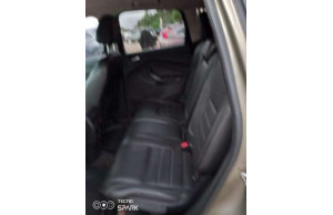 Ford ESCAPE-SE 2014