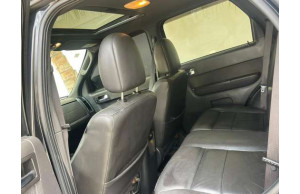 Ford ESCAPE-SE 2011