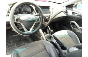 Hyundai Veloster 2013