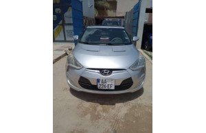 Hyundai Veloster 2013