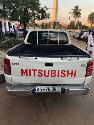 Mitsubishi L200 2019 5