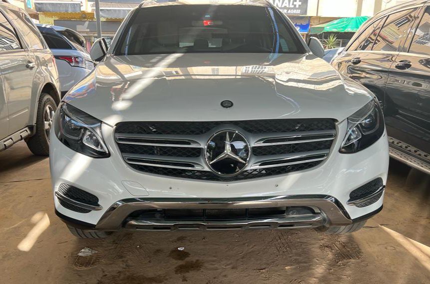Mercedes GLC-300 2018 4
