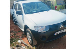 Mitsubishi L200 2010