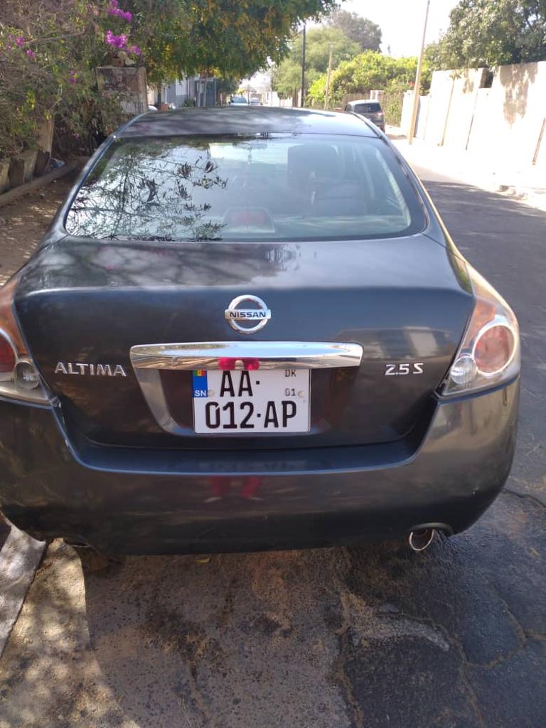 Nissan Altima 2012 0