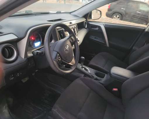 Toyota RAV4 2014 0