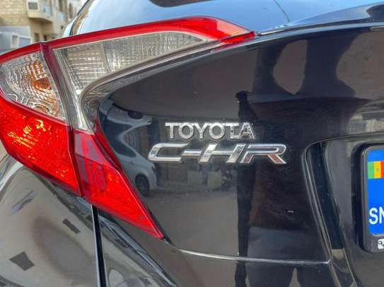 Toyota C-hr 2020 1