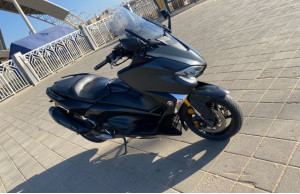 Yamaha TMax 2019