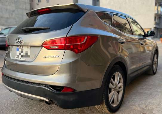 Hyundai Santa Fe 2013 1