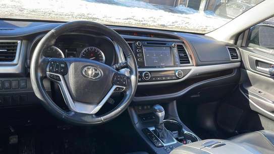 Toyota Highlander 2017 5