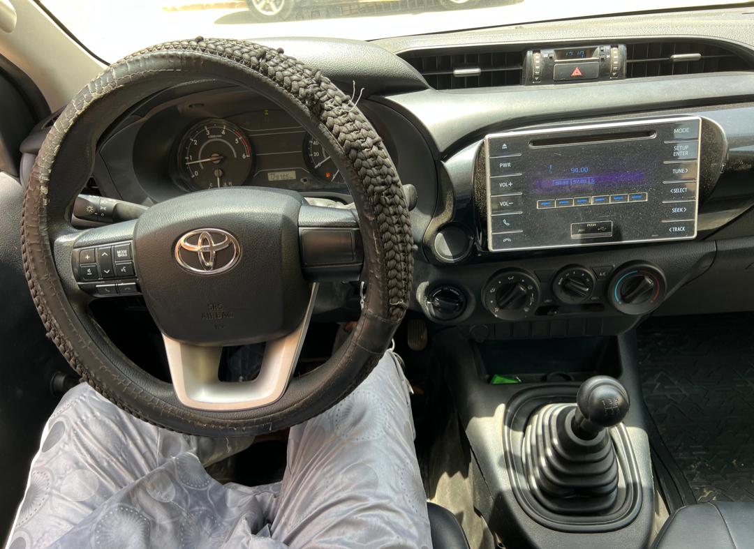 Toyota Hilux 2017 1