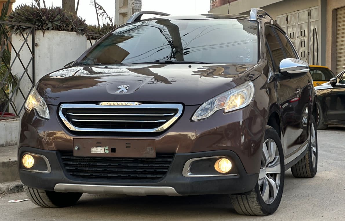 Peugeot 2008 2015 0